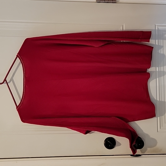 Isela, Size L, Red with gold thread - Picture 2 of 4